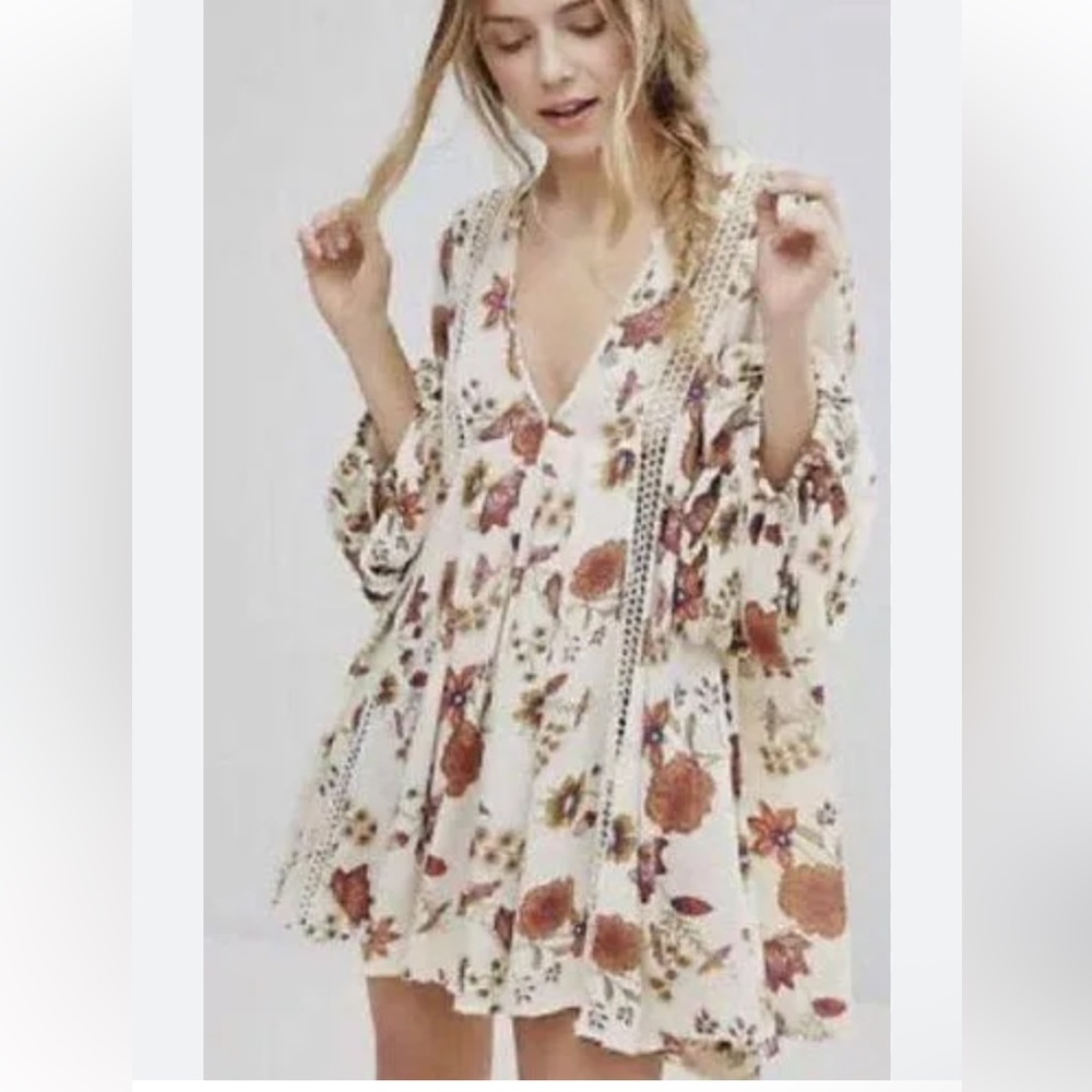 Free People - Just the Two of Us tunic Cream Floral Print Dress Size XS